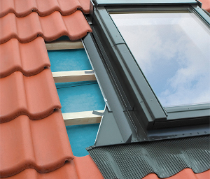 Flashings for skylights installed with profiled and high-profiled corrugated materials